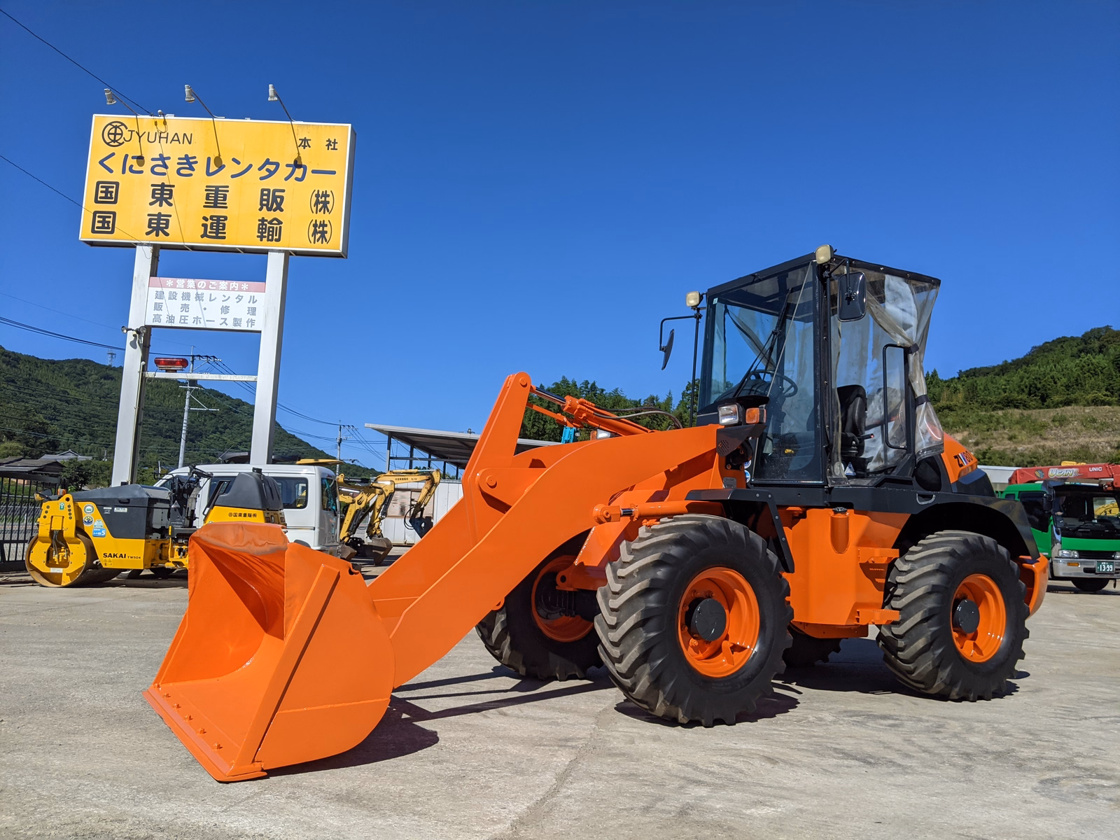 中古建設機械 中古 日立建機 ホイール・ローダ １．０立米以上 ZW80-5B 写真