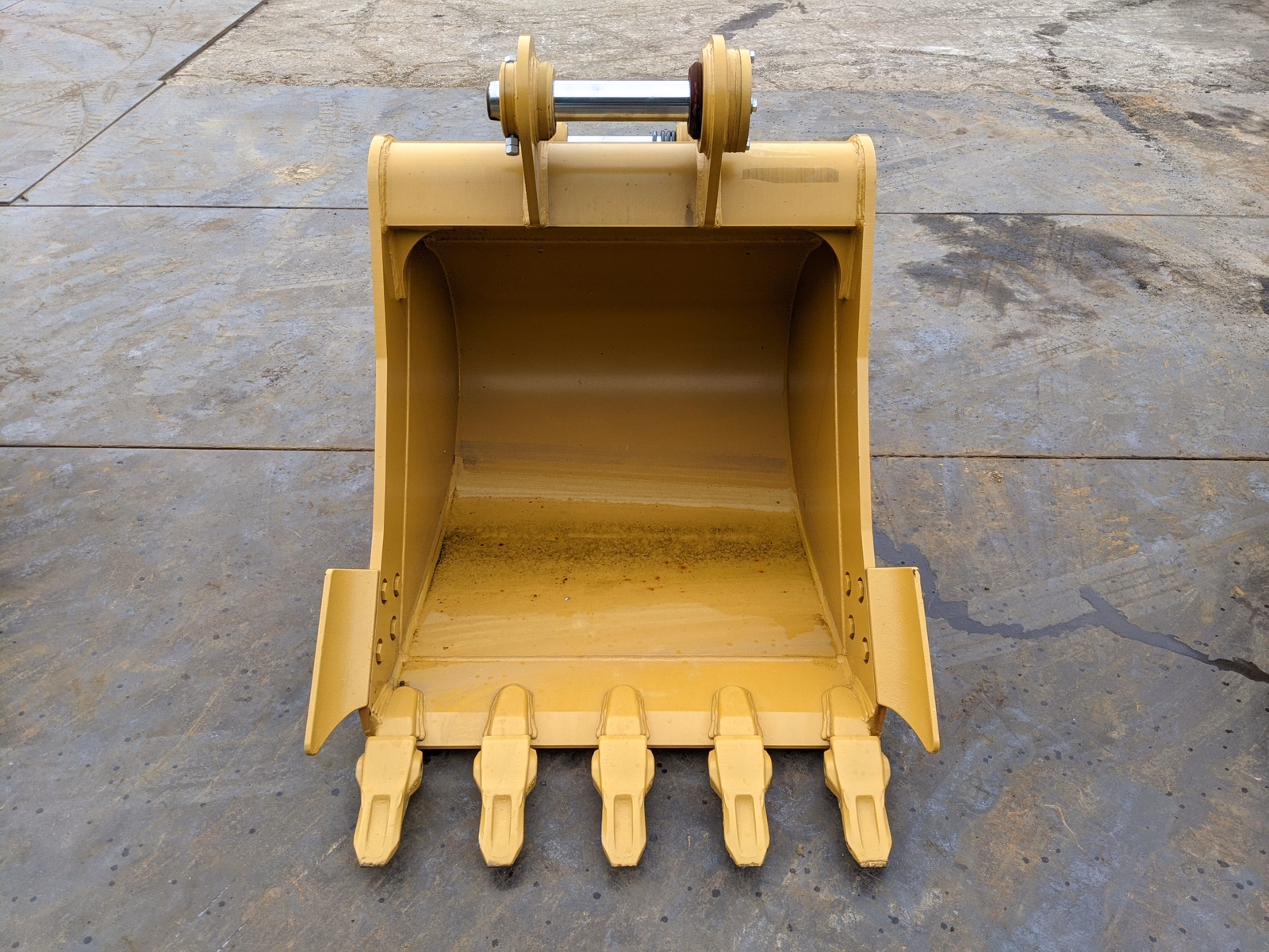 Used Construction Machine Used CAT Bucket Standard bucket 312 Standard bucket Photos