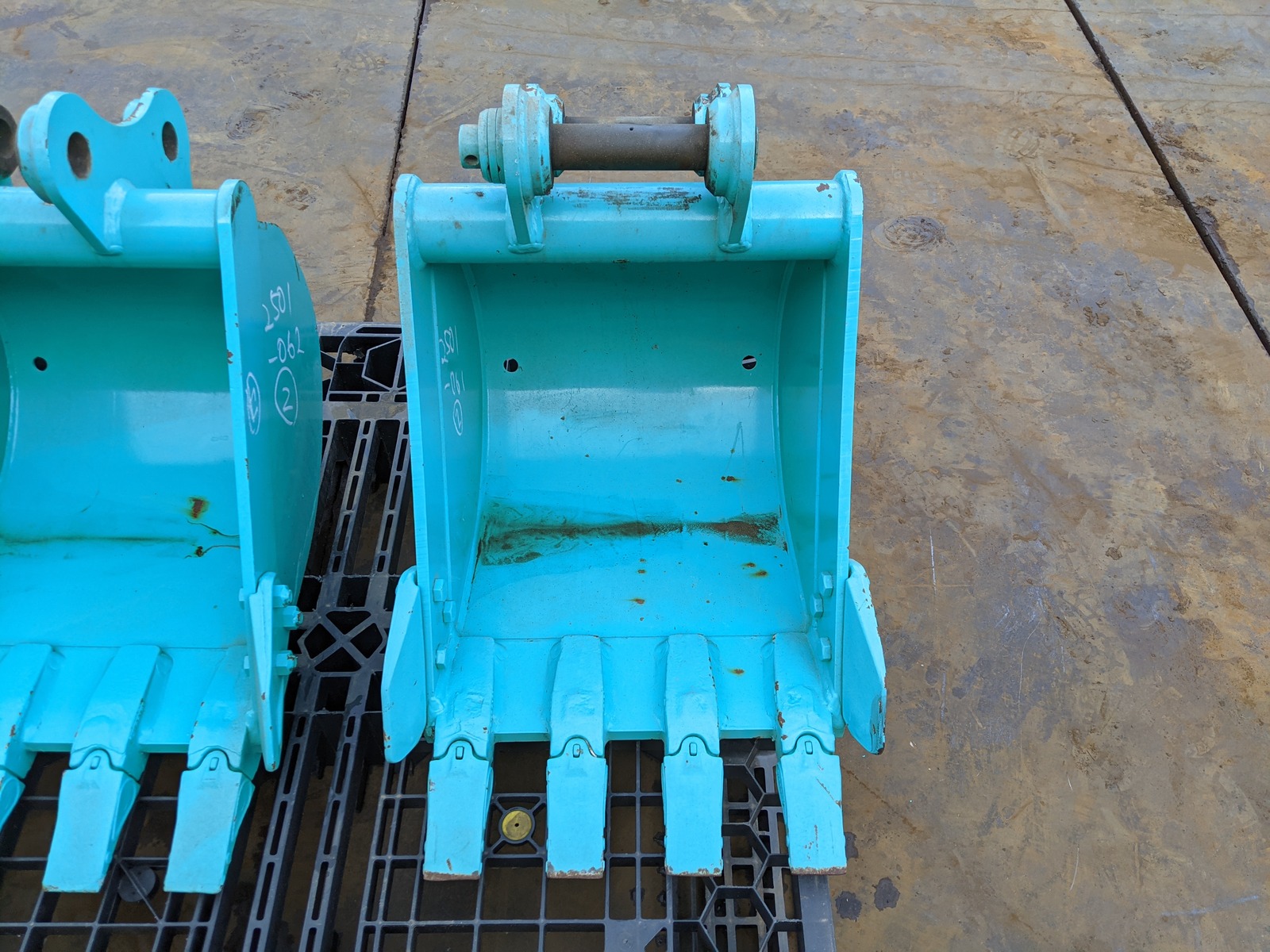 Used Construction Machine Used KOBELCO KOBELCO Bucket Standard bucket SK30 Standard bucket